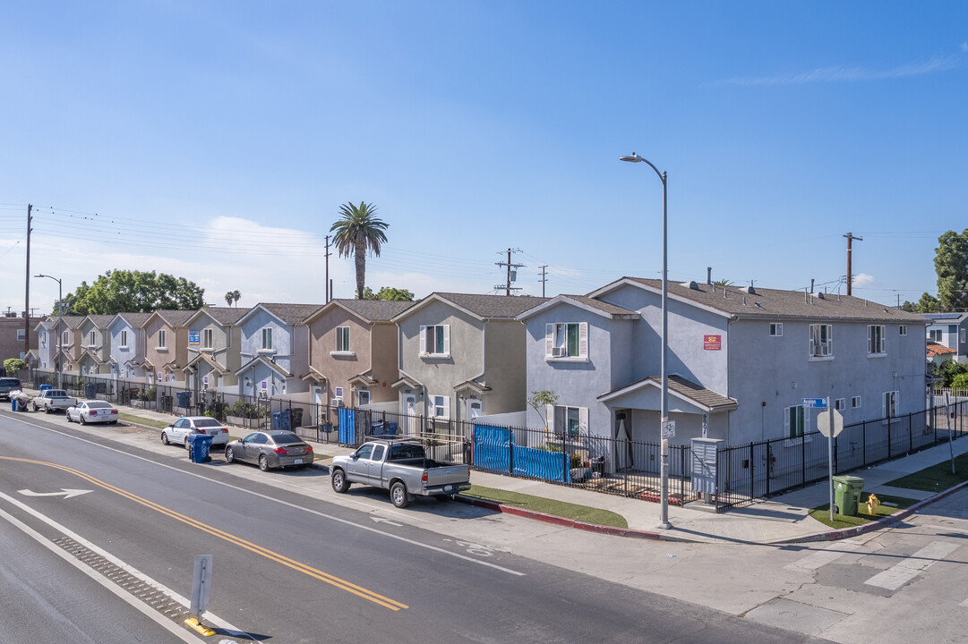 9001-9019 Avalon Blvd in Los Angeles, CA - Building Photo