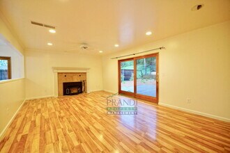 75 Stasia Dr in Novato, CA - Building Photo - Building Photo