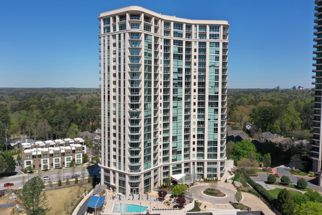 The Huntley Luxury Apartments in Atlanta, GA - Foto de edificio - Building Photo