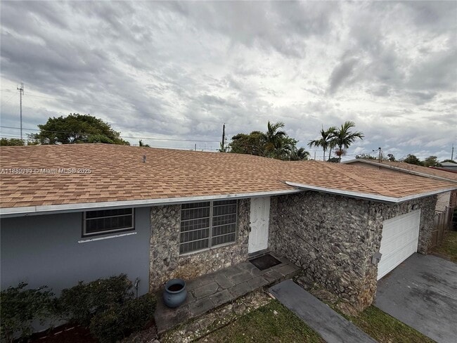 5360 Fletcher St in Hollywood, FL - Building Photo - Building Photo