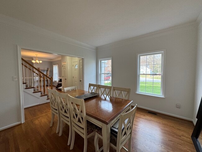 307 Ludlow Dr in Seaford, VA - Building Photo - Building Photo