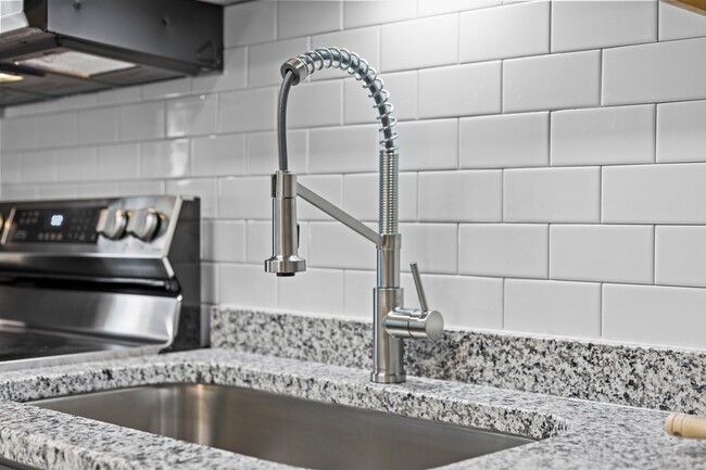 West Oak Apartments