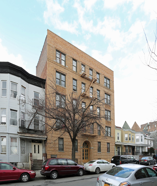 3135 Decatur in Bronx, NY - Building Photo - Building Photo