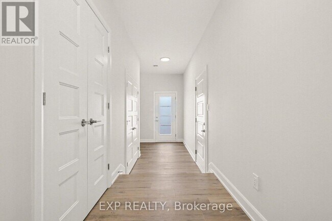 440 Falcon Ln in Russell, ON - Building Photo - Building Photo