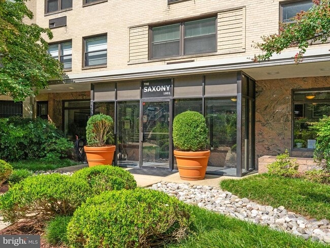 property at 1801 Clydesdale Pl NW