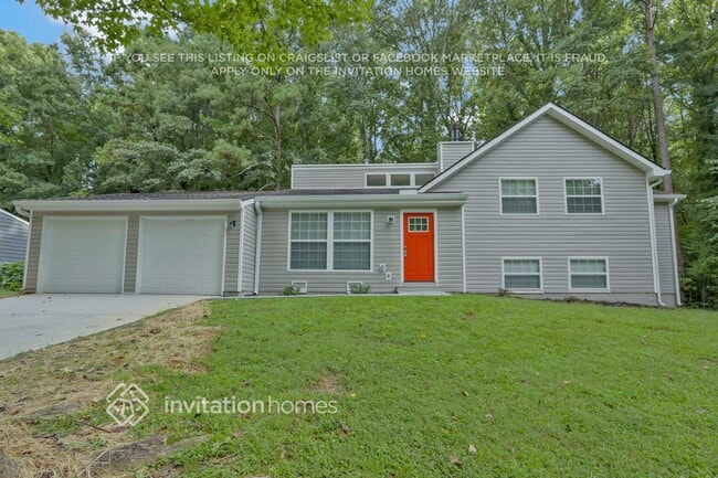 393 Engle Dr in Tucker, GA - Foto de edificio - Building Photo