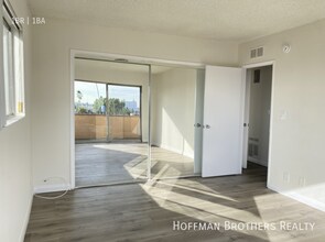 7010 Lanewood Ave, Unit 303 in Los Angeles, CA - Building Photo - Building Photo