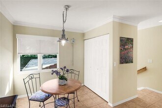 5070 Cedar Springs Dr in Naples, FL - Building Photo - Building Photo