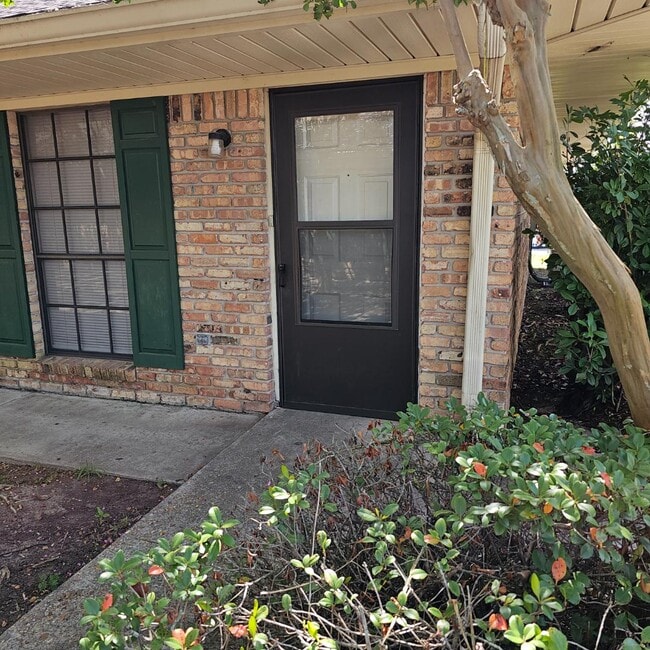 property at 1015-A Talbot Ave