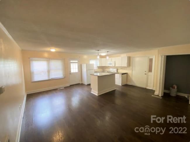 718 E Maple Ave, Unit M in Gastonia, NC - Building Photo - Building Photo