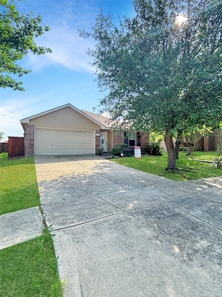 property at 1217 Caroline Dr