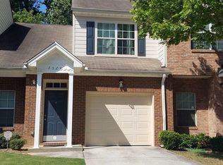 2524 Laurel Cir NW in Atlanta, GA - Building Photo - Building Photo