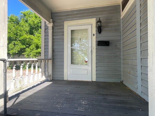 1065 College St in Macon, GA - Building Photo - Building Photo