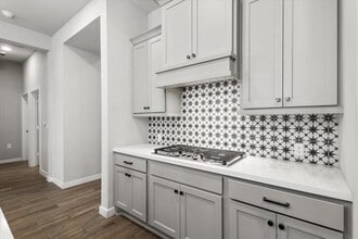 8109 Gilwice Ln in Austin, TX - Building Photo - Building Photo