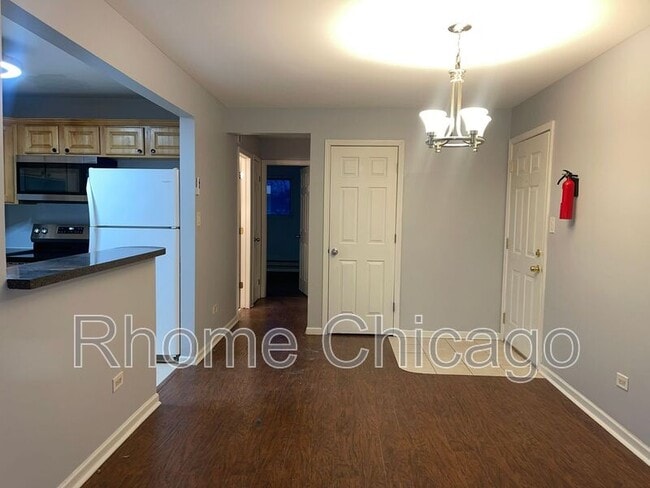 444 Osage Ln in Palatine, IL - Building Photo - Building Photo