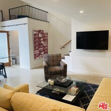 835 N Harper Ave in Los Angeles, CA - Building Photo - Building Photo
