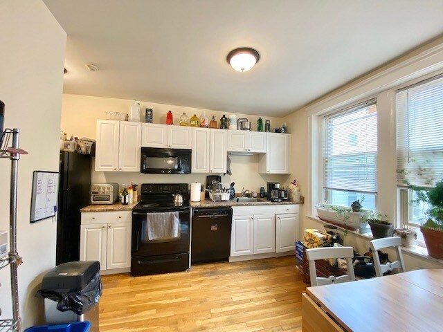 property at 28 Ransom Rd