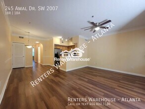 245 Amal Dr SW in Atlanta, GA - Building Photo - Building Photo
