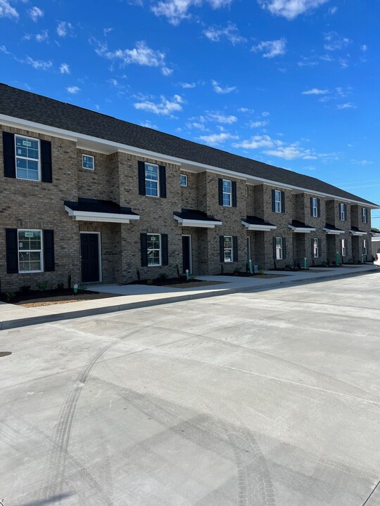 205 E Broad St in Darlington, SC - Building Photo