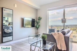 210 E Green St in Ithaca, NY - Building Photo - Building Photo