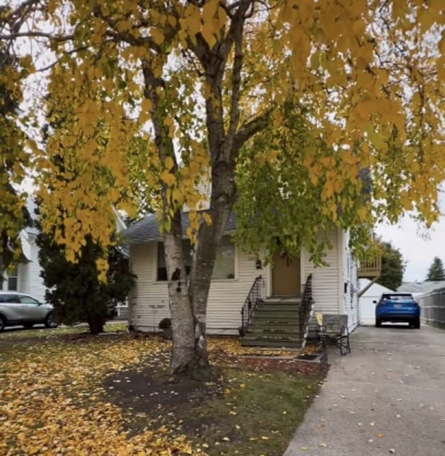 property at 1251 Walnut St