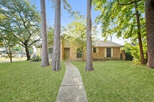9234 Long Barrel Ln in Houston, TX - Building Photo