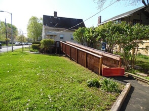 107 Southport Dr in Lexington, KY - Building Photo - Building Photo