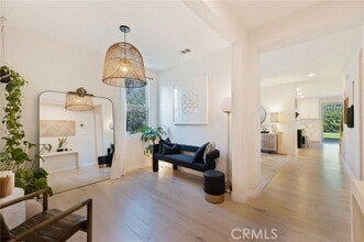 17065 Cantlay St in Los Angeles, CA - Building Photo - Building Photo