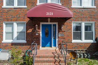 2121 2nd St NW in Washington, DC - Building Photo - Building Photo