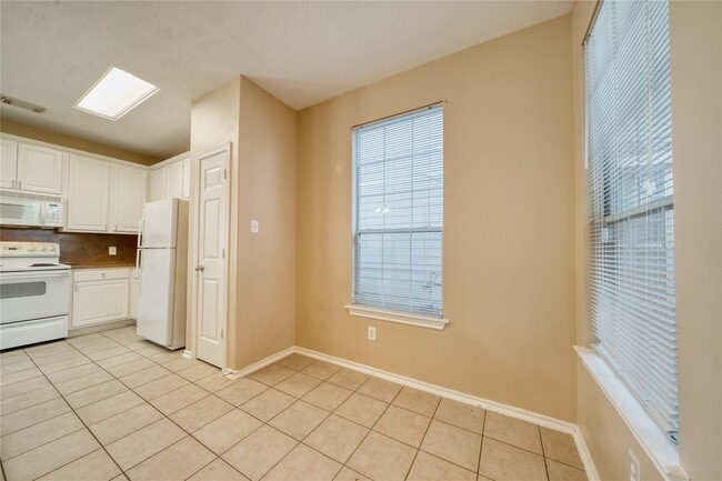 property at 2831 Hackamore Hollow Ln