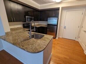 475 K St NW, Unit 301 in Washington, DC - Building Photo - Building Photo