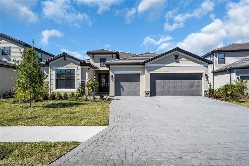 15159 Sea Salt Wy in Bradenton, FL - Building Photo