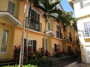 150 NE 6th Ave-Unit -J in Delray Beach, FL - Building Photo - Building Photo