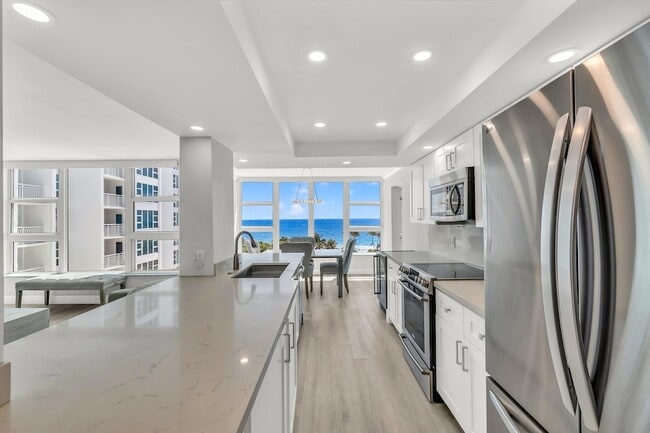 1620 S Ocean Blvd, Unit 5M in Pompano Beach, FL - Building Photo - Building Photo