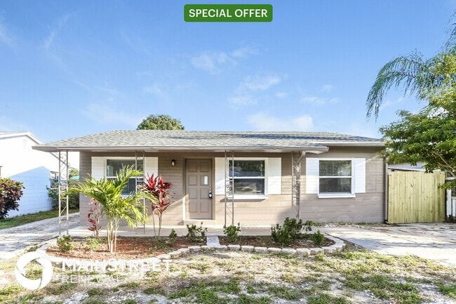 property at 3032 40th Ave N