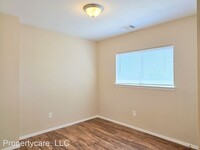 6158 Settlers Lake Cir E photo'