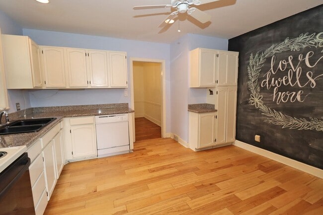 2716 Heyward St in Columbia, SC - Building Photo - Building Photo