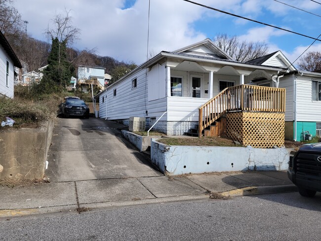 property at 1416 Frame St