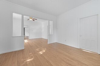 101 Walworth St, Unit 101 Walworth Street in Saratoga Springs, NY - Building Photo - Building Photo