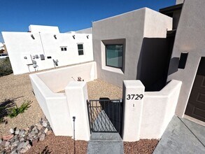 3729 Santa Clarita Ave in Las Cruces, NM - Building Photo - Building Photo