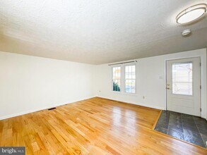 15511 Norwegian Ct in Bowie, MD - Building Photo - Building Photo