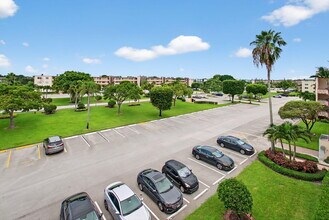4003 Wolverton E in Boca Raton, FL - Building Photo - Building Photo