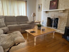 103 Malden St, Unit 2 in Revere, MA - Building Photo - Building Photo