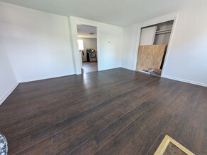207 Main St in Middlefield, CT - Building Photo - Building Photo