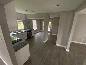 2110 Hilton Head Dr in Missouri City, TX - Building Photo - Building Photo