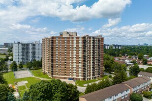McCowan Place in Toronto, ON - Building Photo