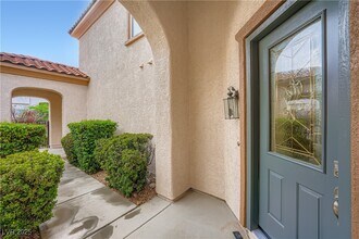 840 S Paseo Rocoso Pl in Las Vegas, NV - Building Photo - Building Photo