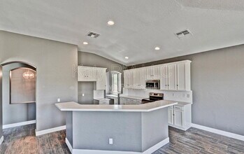 14284 W Woodbridge Ave in Goodyear, AZ - Foto de edificio - Building Photo