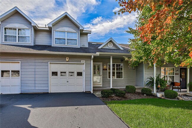 property at 1285 Courtney Dr