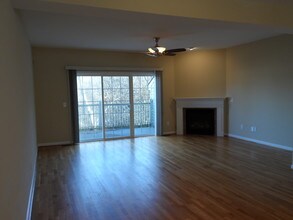 5308 Reserve Cir, Unit 5308 in Cincinnati, OH - Foto de edificio - Building Photo